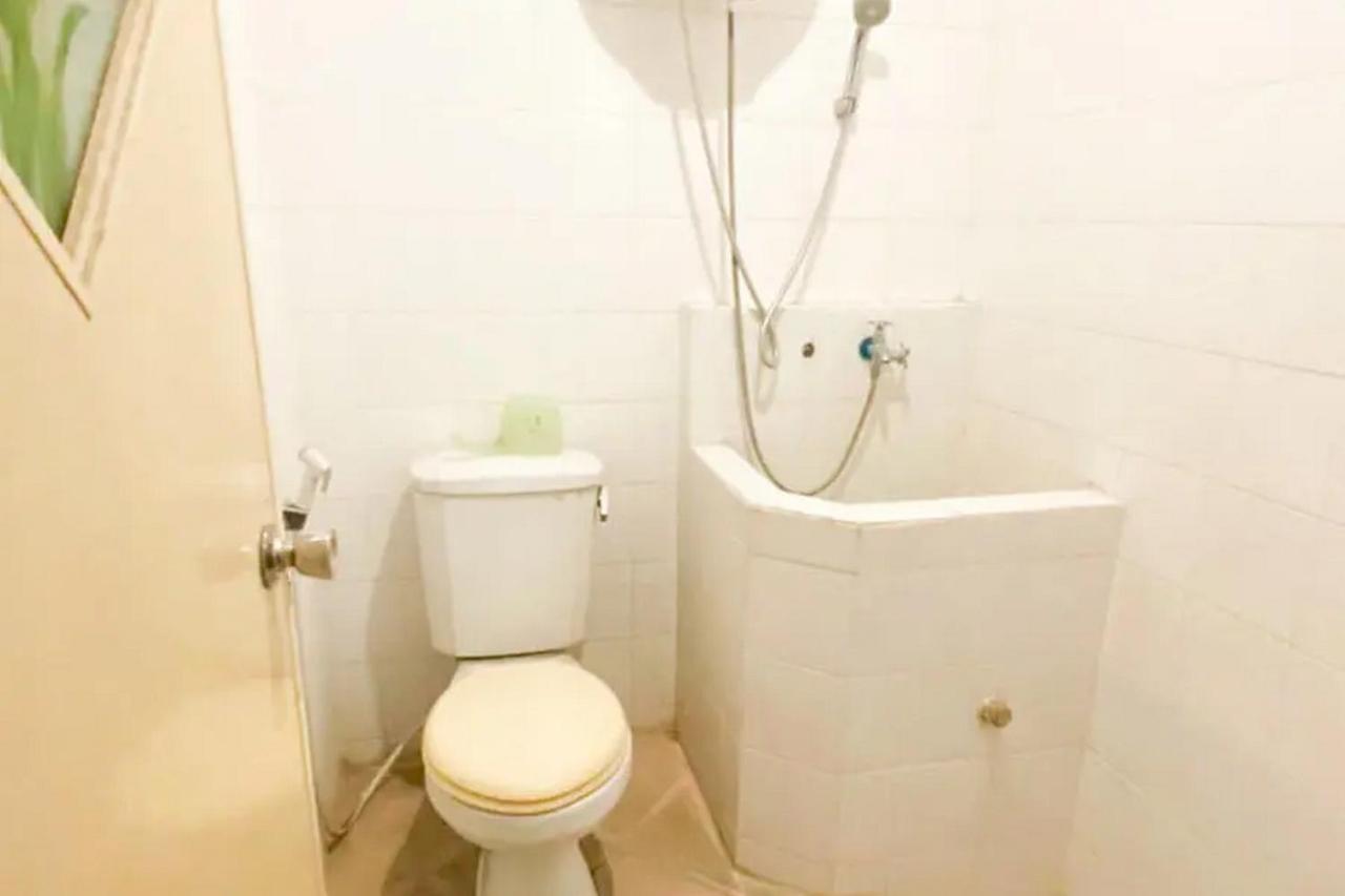 Hotel Shabine Rungkut Mitra Reddoorz Surabaya Kültér fotó